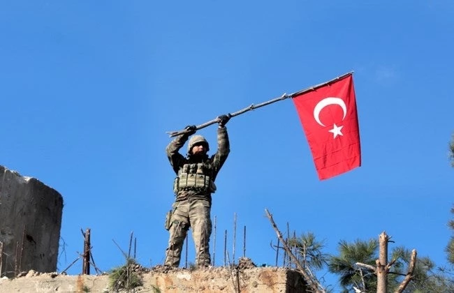 Η προπαγάνδα των Τούρκων που θα ζήλευε και ο Γκέμπελς! Δείτε πως εξηγούν τις θηριωδίες κατά των Κούρδων (VIDEO)